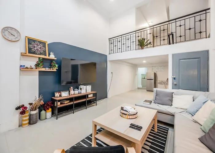Group Haven - 6br Bangchak Bts 12 Sleeps Rb4 Villa