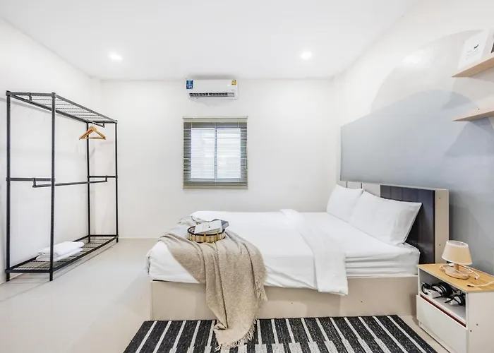 Group Haven - 6br Bangchak Bts 12 Sleeps Rb4 Bangkok
