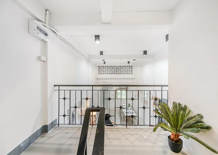 Group Haven - 6br Bangchak Bts 12 Sleeps Rb4 Villa Bangkok