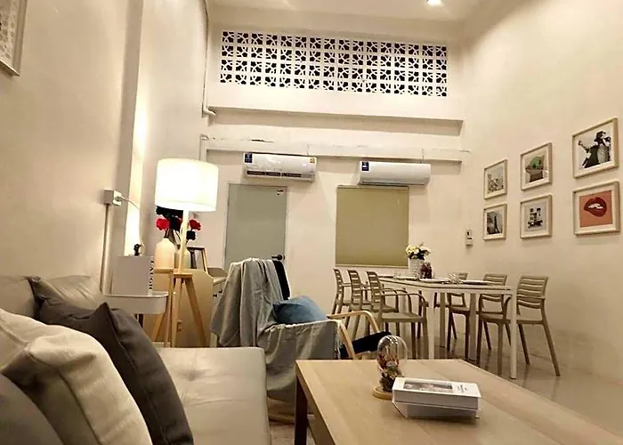 Group Haven - 6br Bangchak Bts 12 Sleeps Rb4 Villa Bangkok