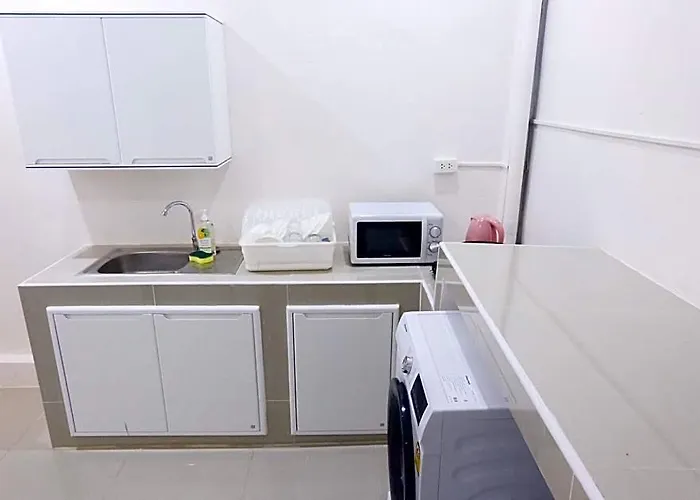 Villa Group Haven - 6br Bangchak Bts 12 Sleeps Rb4